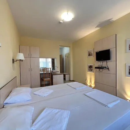 호텔 александра 3*