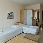 александра Hotel