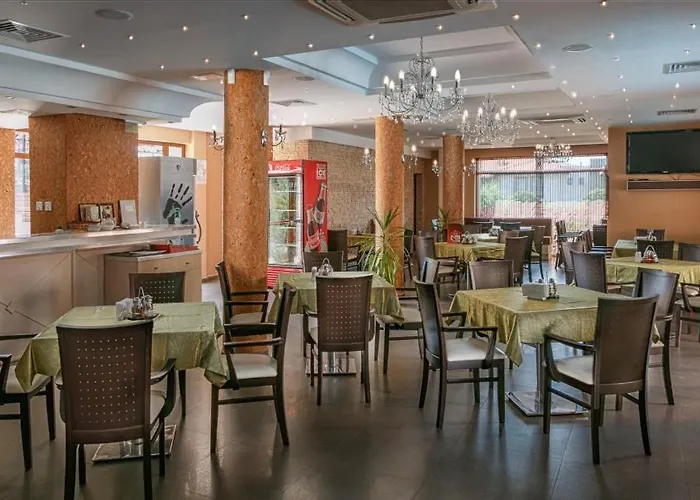 александра Hotel 3*